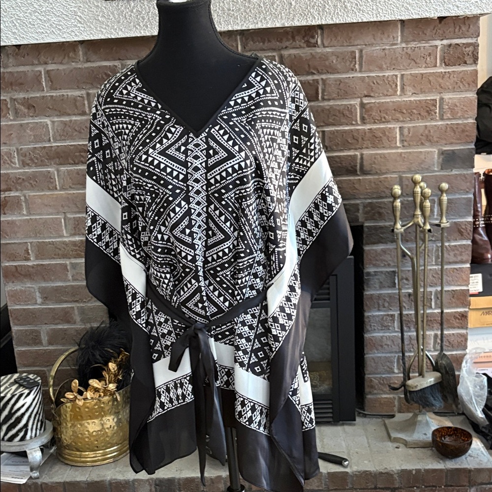 Michael Kors Black and White Patterned Poncho